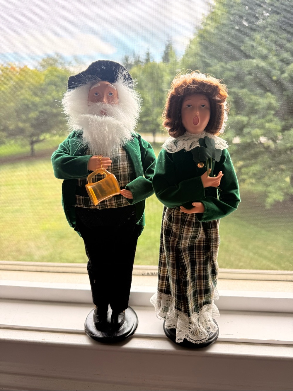 Vintage Irish St. Patrick’s Day Caroler Couple – 12” Figurines